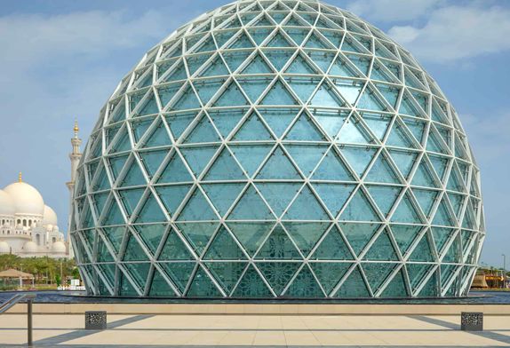 Geodesic domes structure