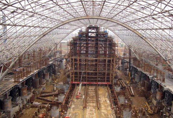 steel pipe intersecting space truss structure