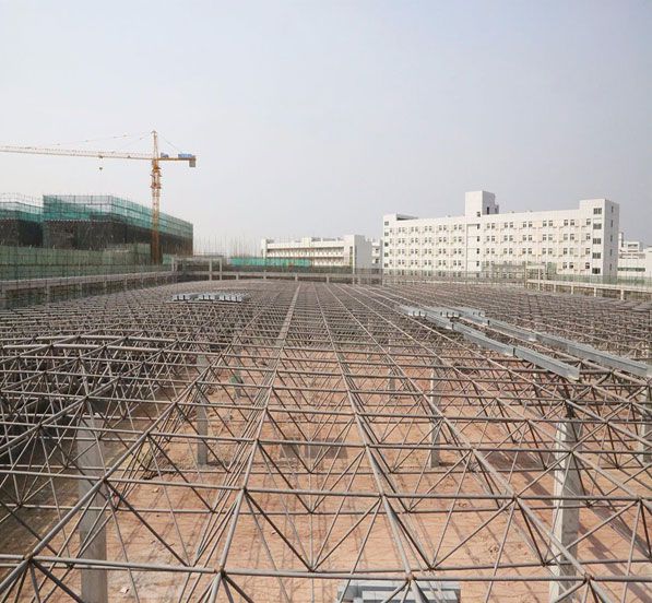 Prefab Galvanized Steel Warehouse Roof With Space Frame Design