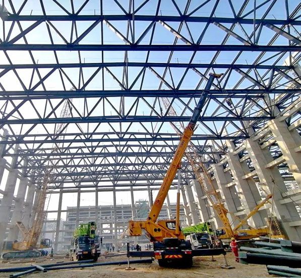 Prefab Structural Steel Shed Roof Truss Design For Cultural Tourism Photography Warehouse
