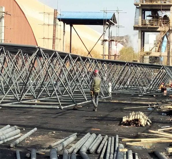 Prefab Light Weight Steel Space Frame Flat Roofing Structure Dry Clinker Bulk Storage Shed