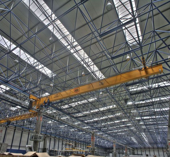 Large span light steel factory building space frame system